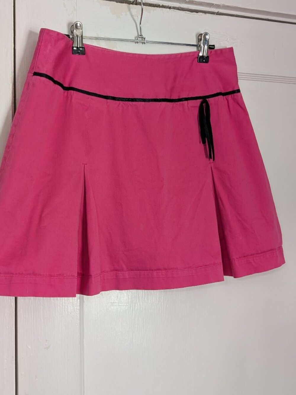 Carolina Blues Women's 10 Hot Pink Skort - MIni Skirt w/ Shorts Underneath Girly